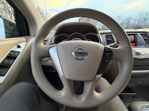 Used 2011 Nissan Murano S image 23
