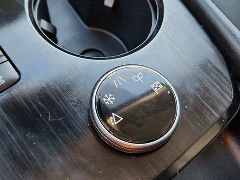 Certified 2021 Nissan Rogue SL w/ Premium Package image 25