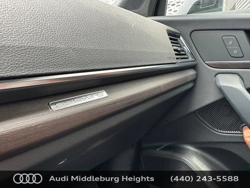Used 2023 Audi Q5 2.0T Premium Plus w/ Premium Plus Package AWD/4WD image 36