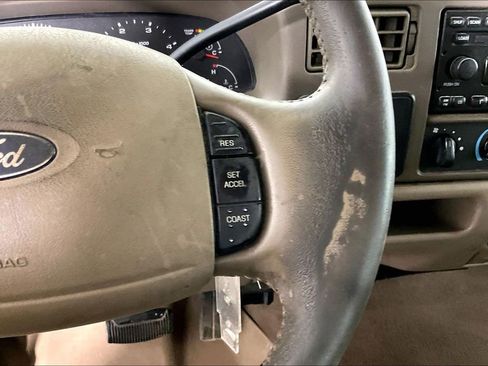 Used 2004 Ford F250 XL image 25