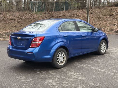 Used 2018 Chevrolet Sonic LT w/ Convenience Package image 24