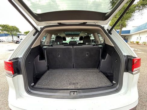 Used 2021 Volkswagen Atlas SEL Premium AWD/4WD image 28