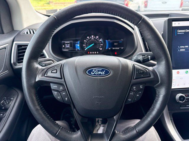 Used 2022 Ford Edge SEL w/ Convenience Package AWD/4WD image 12