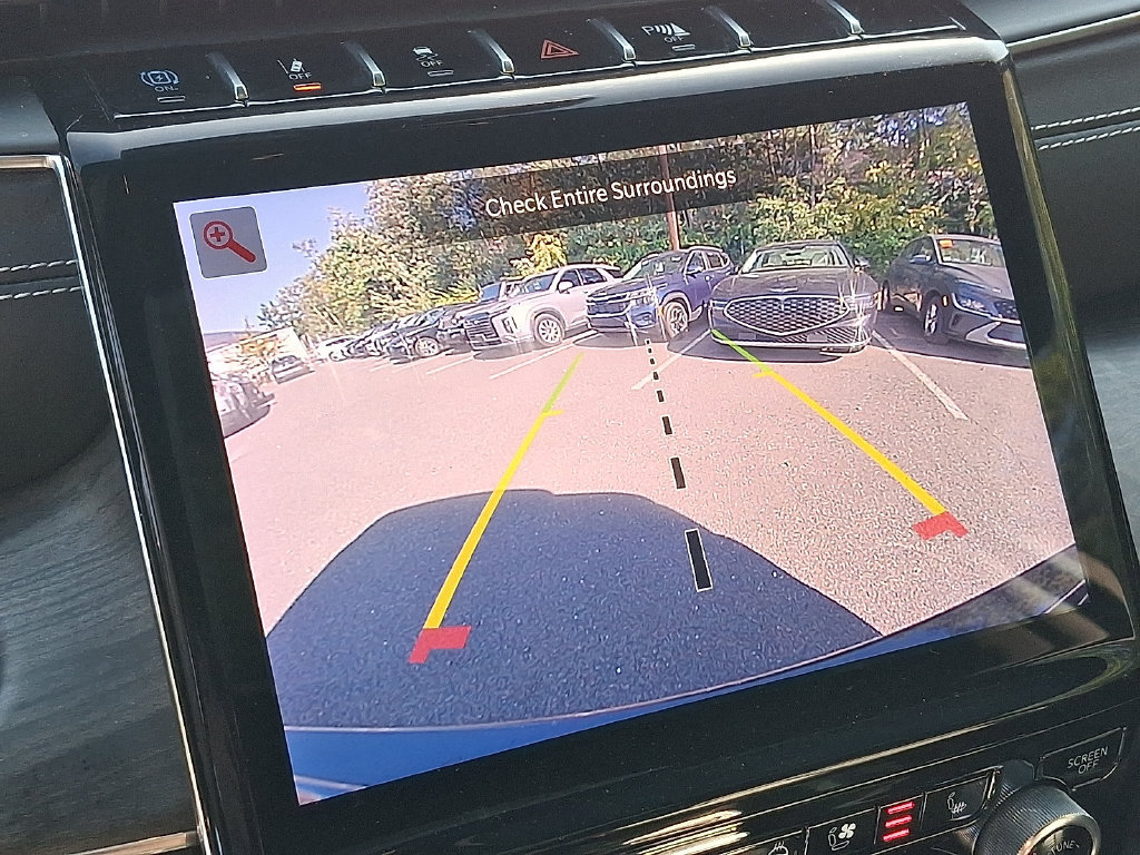 Used 2023 Jeep Grand Cherokee Overland AWD/4WD image 20