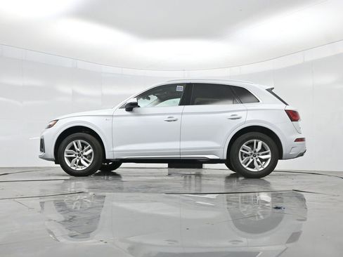 Used 2023 Audi Q5 2.0T Premium w/ Convenience Package AWD/4WD image 49