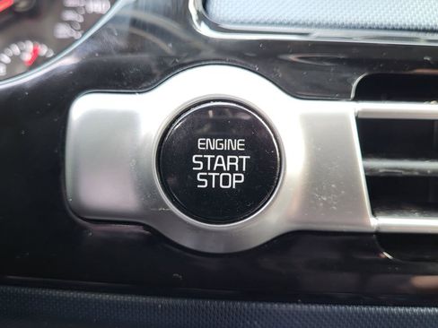 Used 2023 Kia Seltos S w/ Navigation Package AWD/4WD image 12