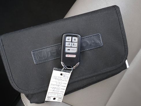 Used 2016 Honda Odyssey EX-L image 27