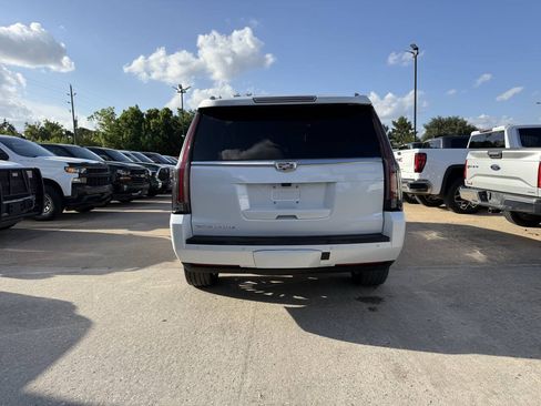 Used 2017 Cadillac Escalade Platinum AWD/4WD image 42