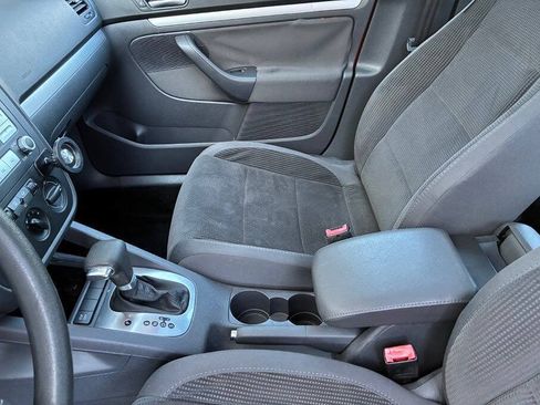 Used 2009 Volkswagen Jetta S FWD image 20
