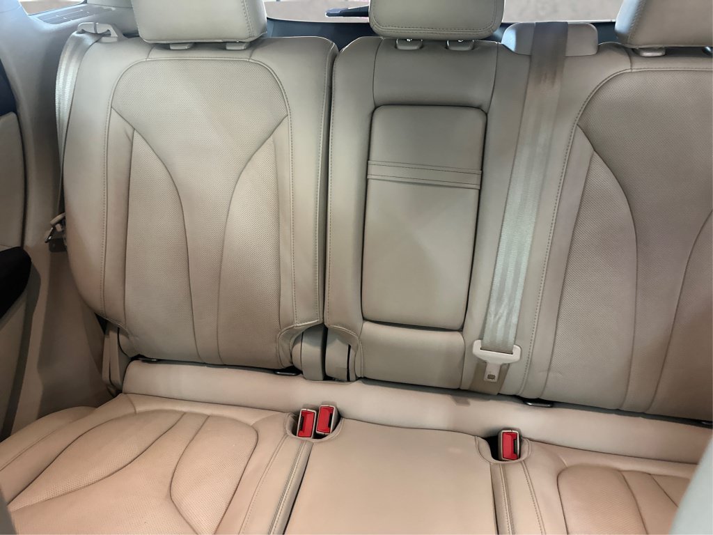 Used 2019 Lincoln MKC Reserve w/ MKC Climate Package AWD/4WD image 24
