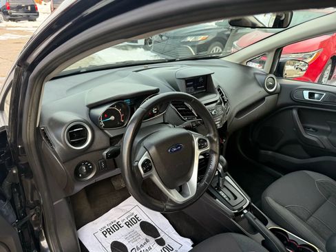 Used 2014 Ford Fiesta SE w/ Equipment Group 201A image 10