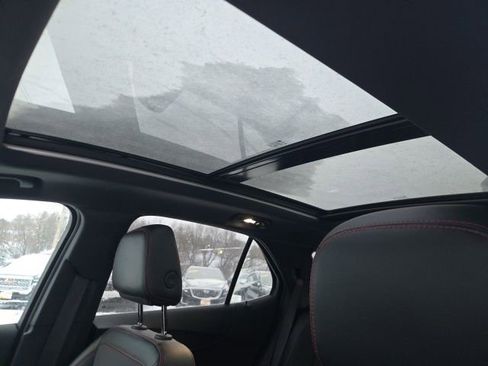 Used 2024 Chevrolet Equinox RS image 18