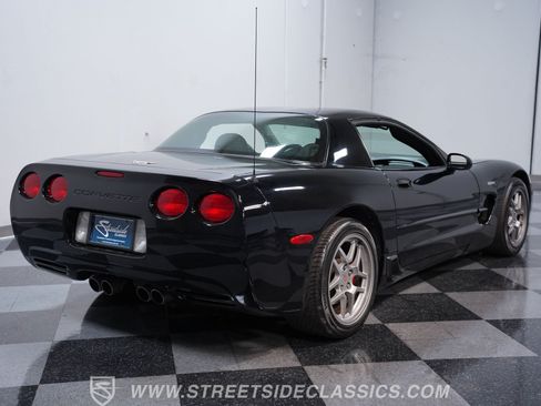 Used 2003 Chevrolet Corvette Z06 w/ Memory Package, 3 Drivers RWD image 10