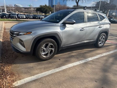 Used 2022 Hyundai Tucson SEL image 2