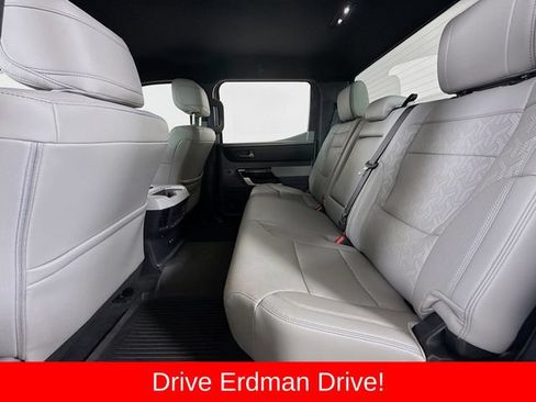 Used 2025 Toyota Tundra Limited AWD/4WD image 9