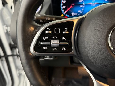 Certified 2023 Mercedes-Benz GLA 250 4MATIC image 28