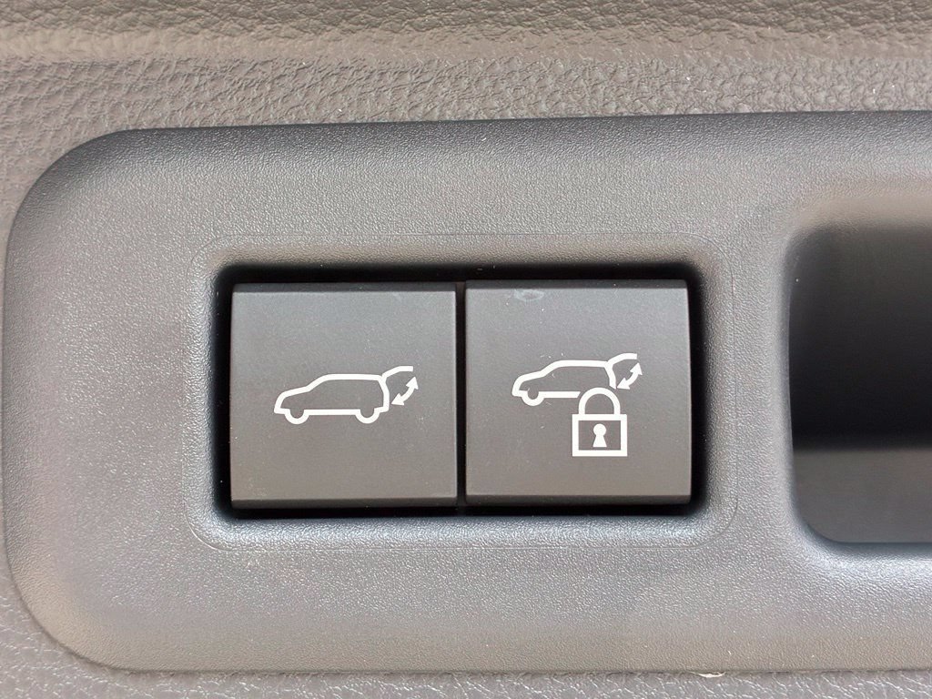 Used 2026 Toyota Sequoia Limited AWD/4WD image 39