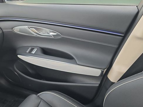 New 2026 Genesis GV70 2.5T Advanced image 8