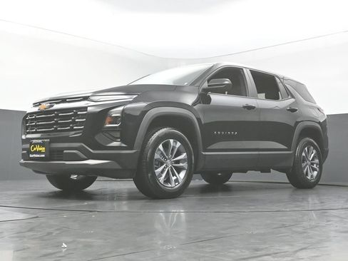 Used 2025 Chevrolet Equinox LT AWD/4WD image 40