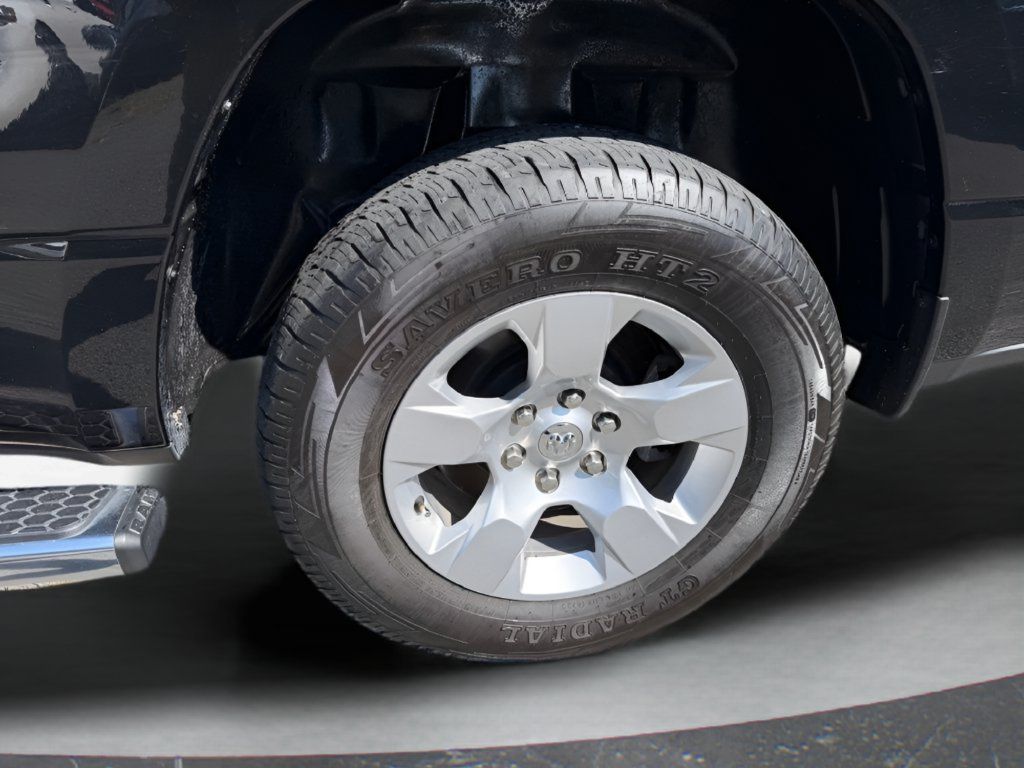 Used 2019 RAM 1500 Big Horn AWD/4WD image 10