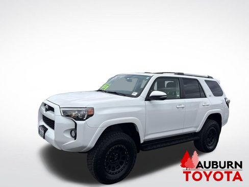 Used 2019 Toyota 4Runner SR5 Premium AWD/4WD image 3