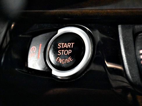 Used 2018 BMW X5 xDrive35i image 16