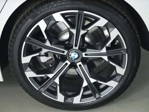 Certified 2025 BMW 330i xDrive Sedan w/ Premium Package image 39