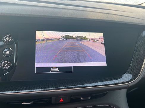 Used 2023 Buick Envision Preferred FWD image 24