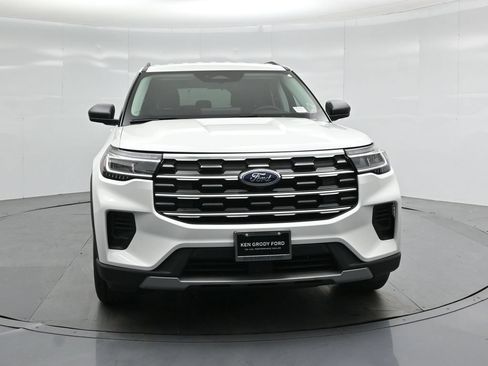 New 2026 Ford Explorer Active RWD image 52