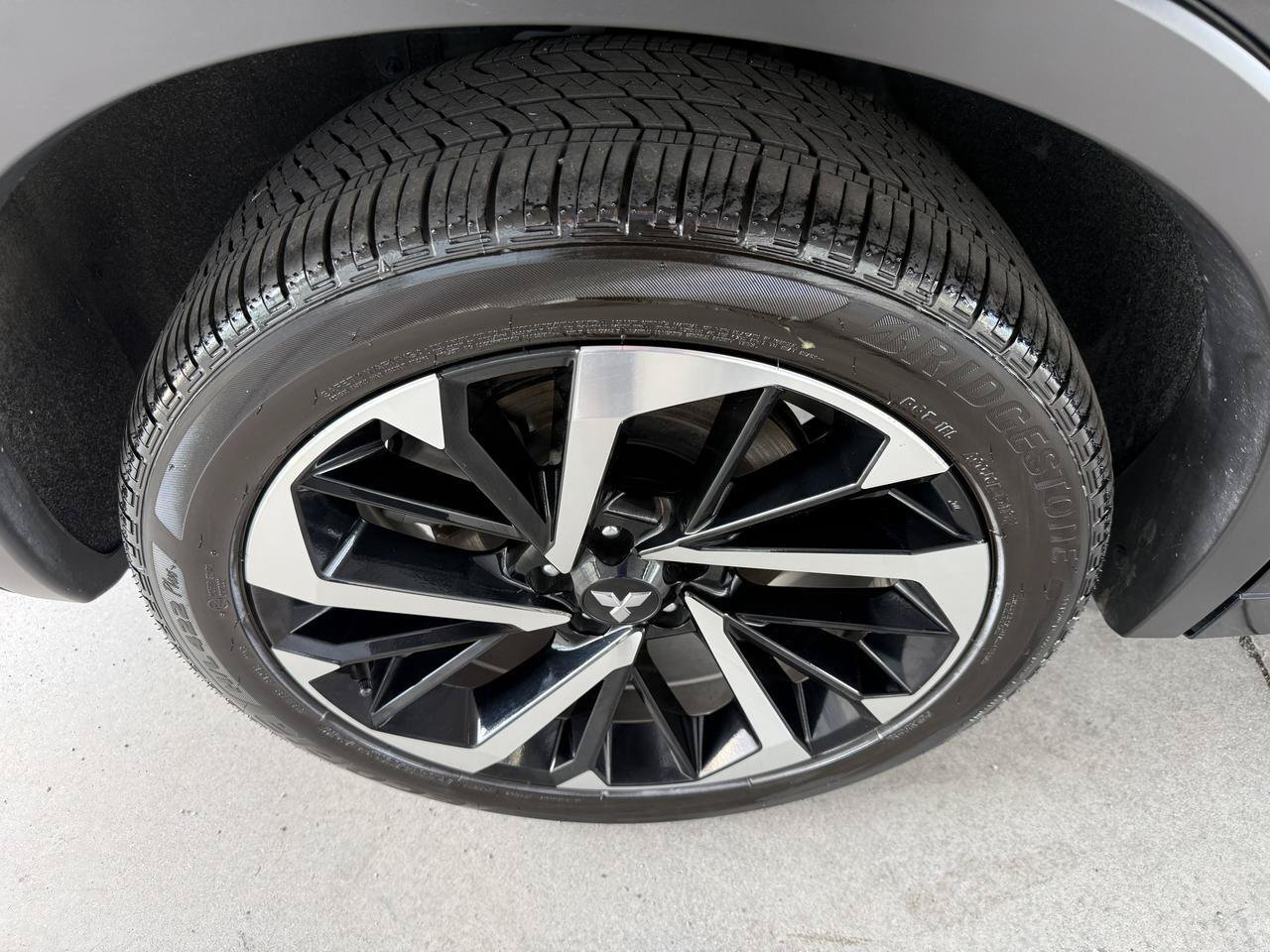 Used 2025 Mitsubishi Outlander SEL AWD/4WD image 51