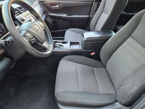 Used 2017 Toyota Camry LE FWD image 8