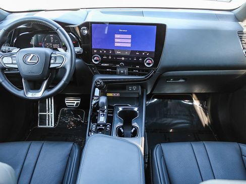 Used 2025 Lexus NX 450h+ F Sport image 12
