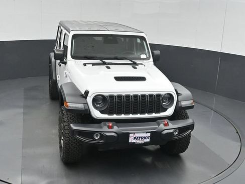 Used 2026 Jeep Wrangler Unlimited Rubicon AWD/4WD image 44