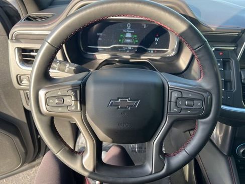 Used 2024 Chevrolet Suburban RST w/ Luxury Package image 19