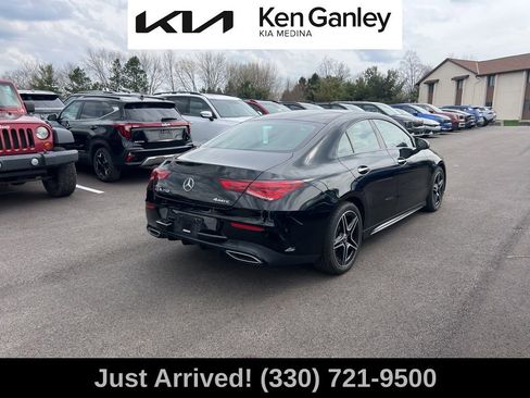 Used 2023 Mercedes-Benz CLA 250 4MATIC image 5