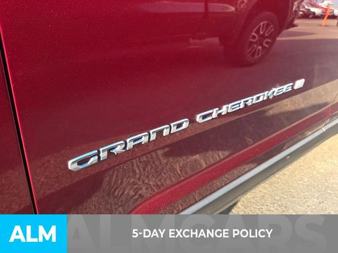 Used 2024 Jeep Grand Cherokee Limited 4xe image 4