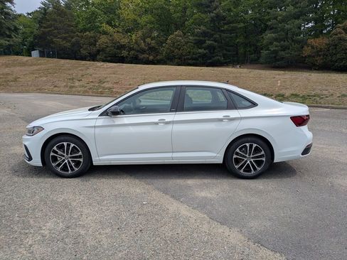 New 2026 Volkswagen Jetta Sport FWD image 7
