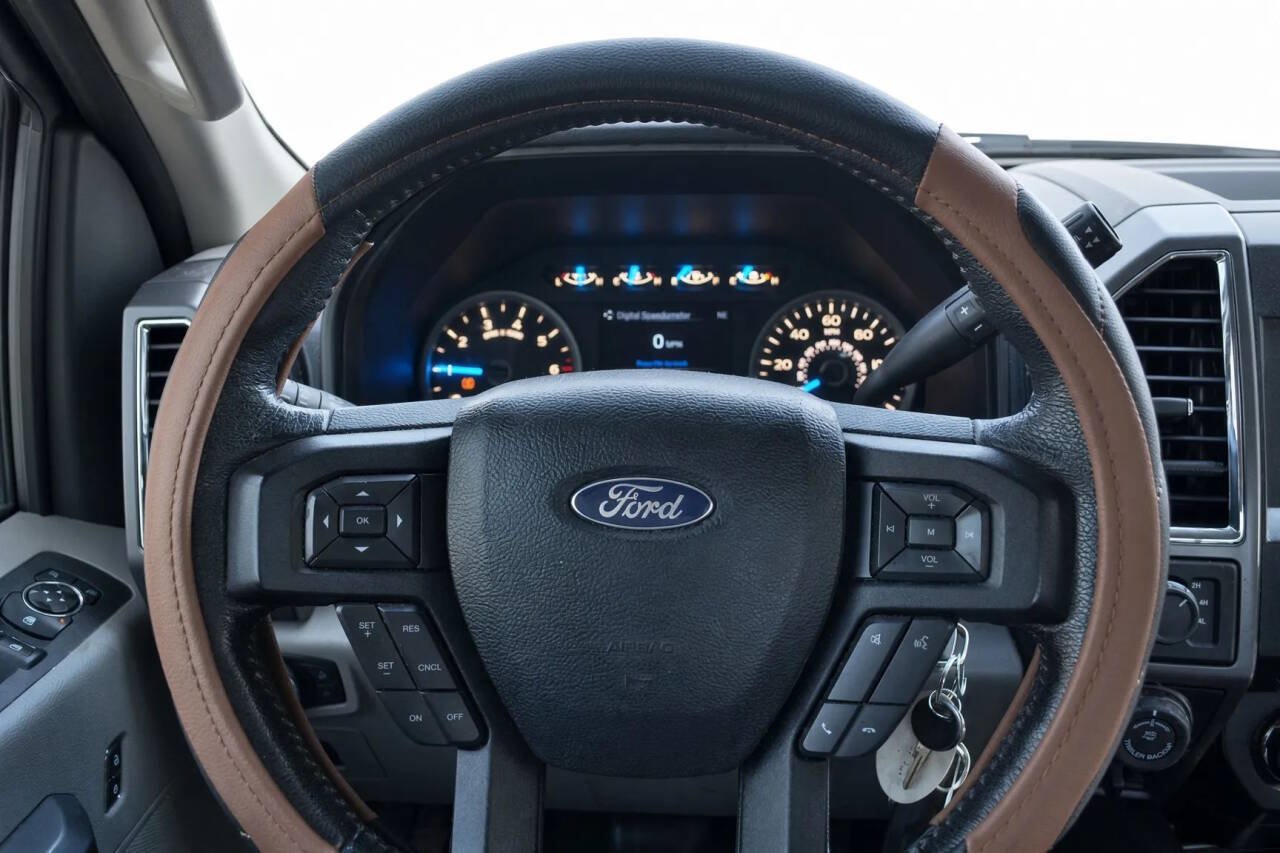 Used 2016 Ford F150 XLT w/ Equipment Group 302A Luxury AWD/4WD image 24