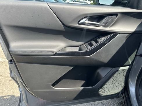 Used 2025 Chevrolet Equinox LT image 16