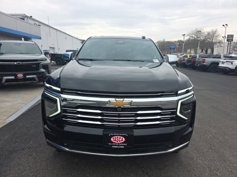 New 2026 Chevrolet Tahoe Premier image 2