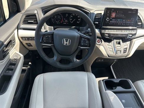 New 2026 Honda Odyssey EX-L image 32