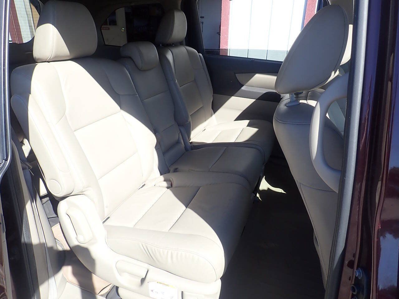 Used 2014 Honda Odyssey EX-L image 27