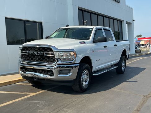 Used 2019 RAM 2500 Tradesman AWD/4WD image 4