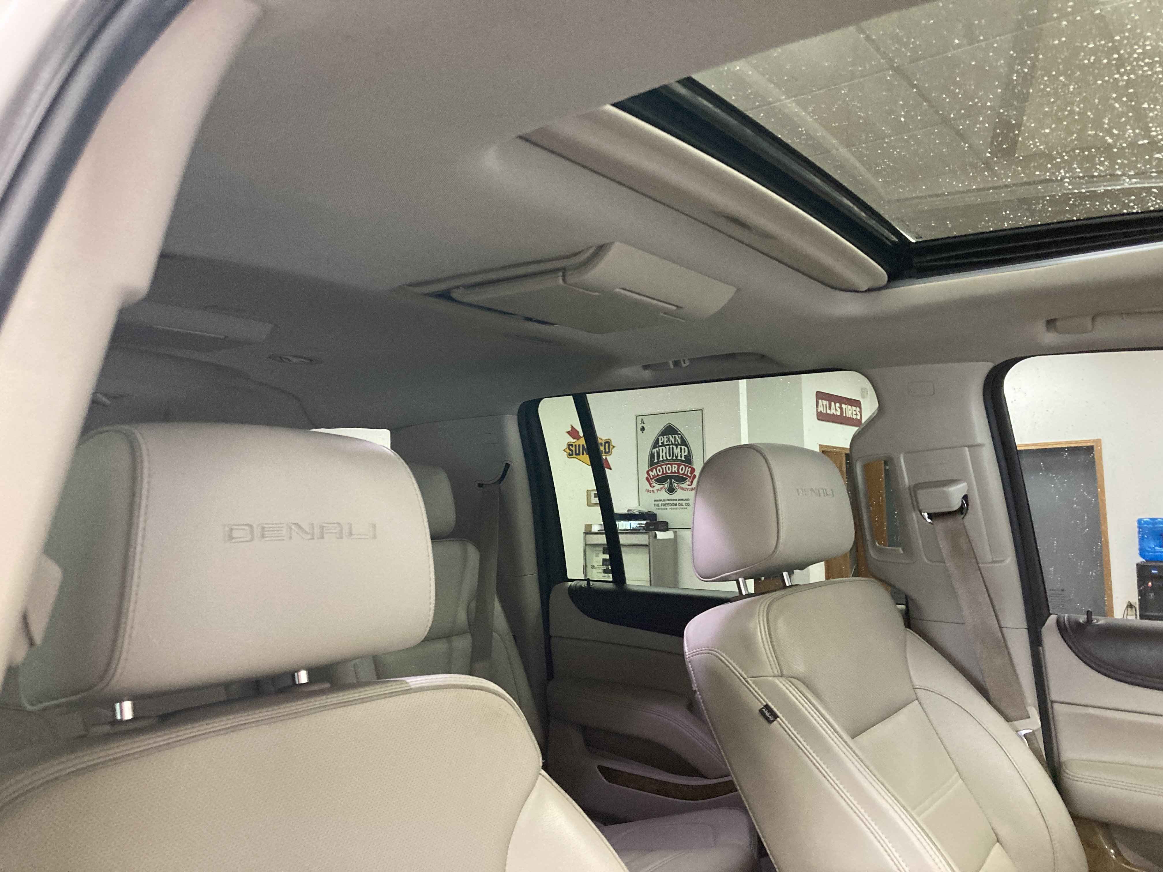 Used 2021 GMC Yukon SLT w/ SLT Premium Package AWD/4WD image 24