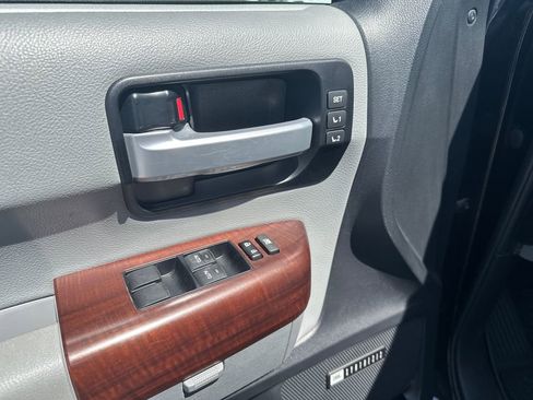 Certified 2017 Toyota Sequoia Platinum AWD/4WD image 22