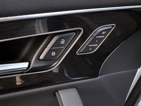 Used 2025 Audi Q8 Premium w/ Black Optic Package AWD/4WD image 14