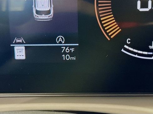 New 2026 Hyundai Tucson SE image 19