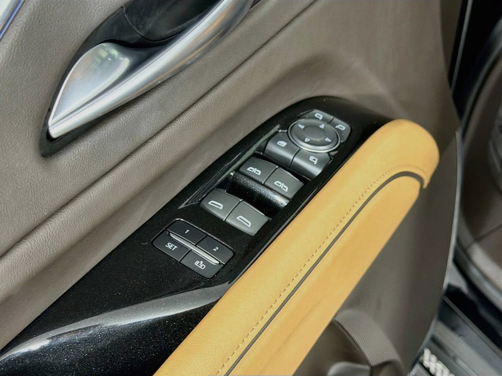 Used 2024 Cadillac Escalade Sport w/ LPO, ONYX Package AWD/4WD image 18