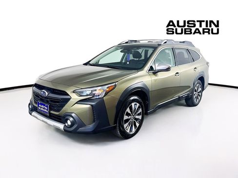 Used 2023 Subaru Outback Touring XT image 3