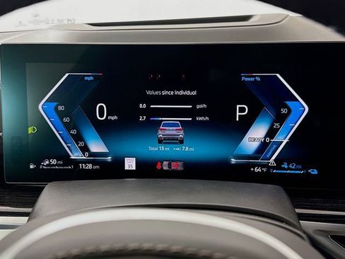 New 2026 BMW X5 xDrive50e w/ M Sport Package AWD/4WD image 12